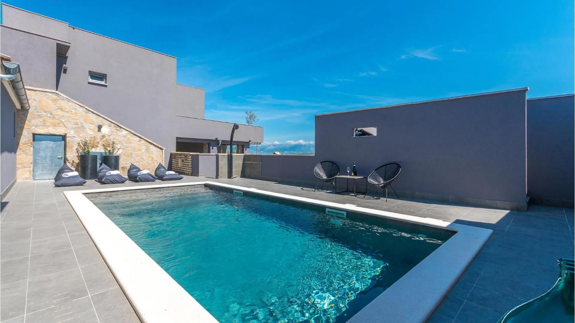 3 Bedroom Gorgeous Home In Zagrad Nadin