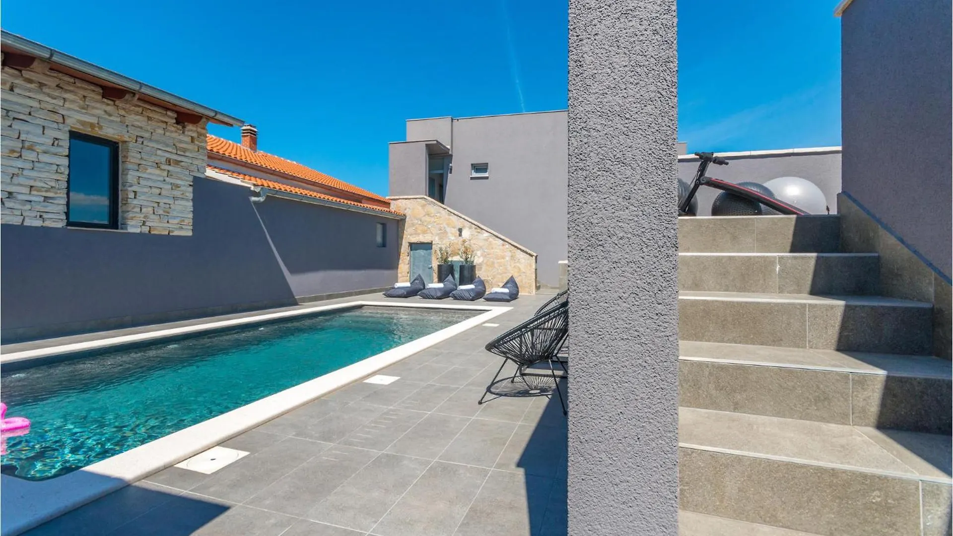 3 Bedroom Gorgeous Home In Zagrad Nadin 0*,  Croatia